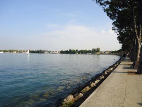passeggiata-lungolago